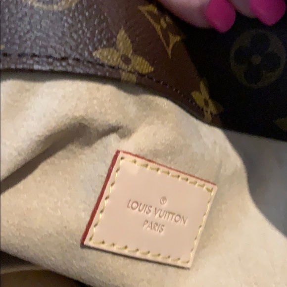 Never used Louis Vuitton Artsy - Picture 4 of 8